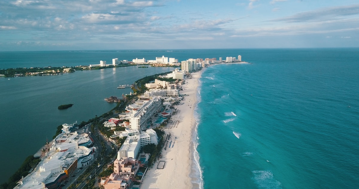 Still can't believe this was real life. Cancun you have my heart forever. Best $39/month I ever spent! #MexicoParadise #BudgetLuxury